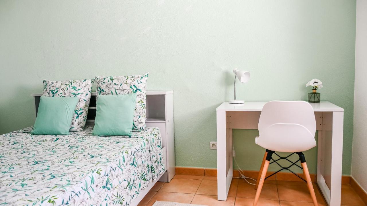 Charmant Appartement Aux Abymes Les Abymes Exterior foto